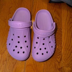 Crocs womens size 6 lavender